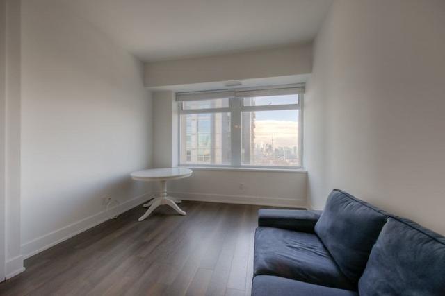 1508 - 111 St. Clair Ave W, Condo with 1 bedrooms, 2 bathrooms and 1 parking in Toronto ON | Image 4