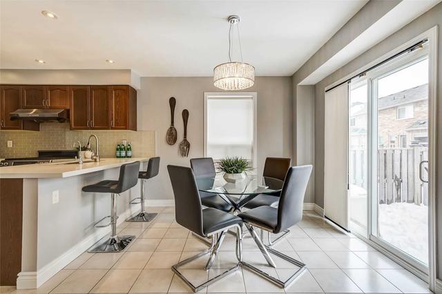 51 James Mccullough Rd, House semidetached with 3 bedrooms, 3 bathrooms and 4 parking in Whitchurch Stouffville ON | Image 31