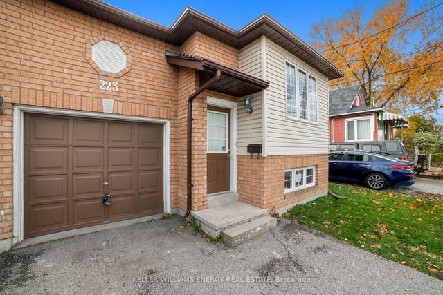 upper - 223 Malaga Rd, House detached with 3 bedrooms, 1 bathrooms and 2 parking in Oshawa ON | Image 12