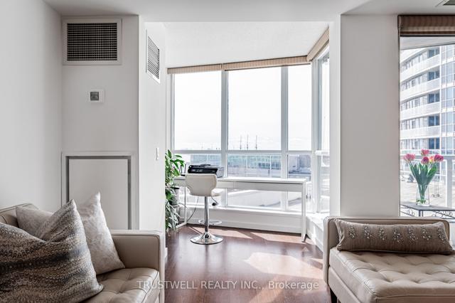 511 - 208 Queens Quay W, Condo with 2 bedrooms, 2 bathrooms and 1 parking in Toronto ON | Image 11