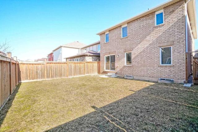 297 Gleave Terr N, House detached with 4 bedrooms, 3 bathrooms and 3 parking in Milton ON | Image 35
