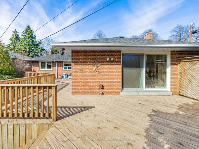 3 Watling St, House detached with 4 bedrooms, 3 bathrooms and 4 parking in Toronto ON | Image 16