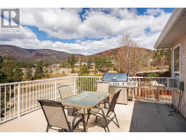 2116 Sunview Drive, House detached with 5 bedrooms, 3 bathrooms and 4 parking in West Kelowna BC | Image 16