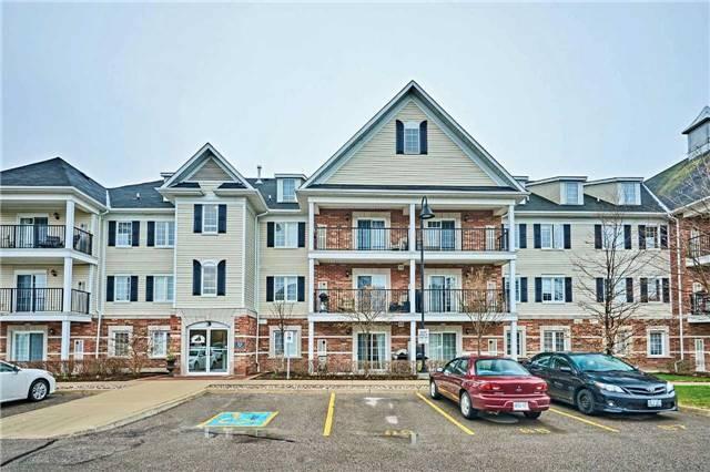 210 - 55 Shipway Ave, Condo with 2 bedrooms, 1 bathrooms and 2 parking in Clarington ON | Image 1