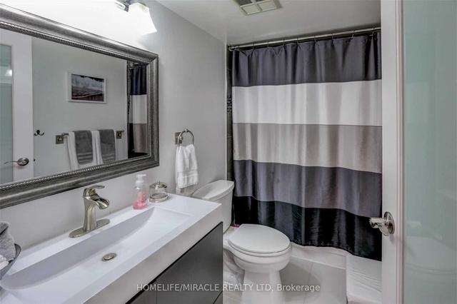 807 - 5 Rowntree Rd, Condo with 2 bedrooms, 2 bathrooms and 1 parking in Toronto ON | Image 13
