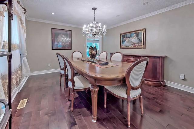 8 Atwood Crt, House detached with 4 bedrooms, 4 bathrooms and 6 parking in Markham ON | Image 4