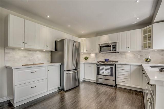 104 Marbury Cres, House semidetached with 3 bedrooms, 2 bathrooms and 3 parking in Toronto ON | Image 6