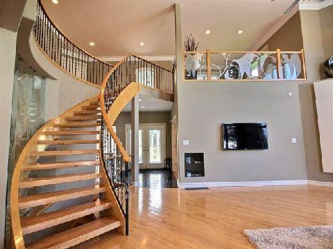 11801 Riverside Dr E, House detached with 3 bedrooms, 4 bathrooms and 5 parking in Windsor ON | Image 9