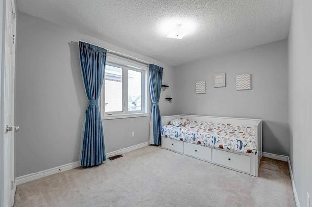 391 Cedric Terr, House semidetached with 4 bedrooms, 3 bathrooms and 3 parking in Milton ON | Image 24