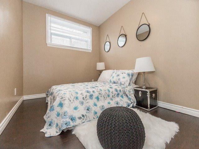 69 Newstead Cres, House semidetached with 3 bedrooms, 3 bathrooms and 3 parking in Brampton ON | Image 12