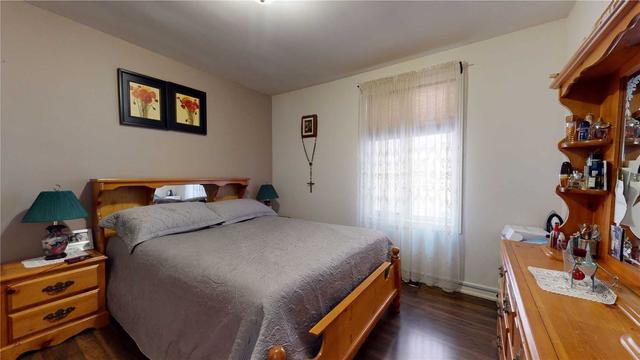 151 Cedric Ave, House detached with 2 bedrooms, 2 bathrooms and 6 parking in Toronto ON | Image 8