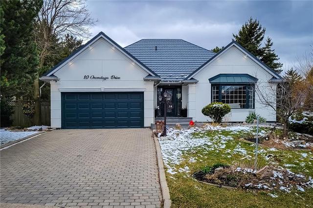 10 Onondaga Drive, House detached with 4 bedrooms, 3 bathrooms and 4 parking in Hamilton ON | Image 1