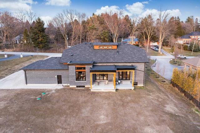 42 Park Lane, House detached with 4 bedrooms, 5 bathrooms and 7 parking in Clarington ON | Image 35