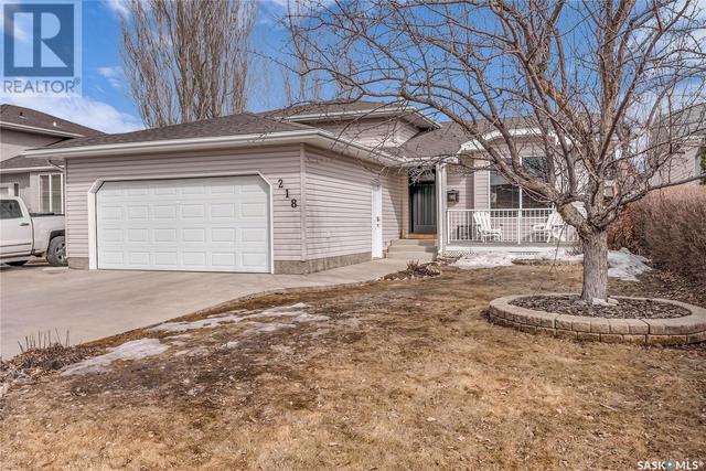 218 Rever Road, House detached with 4 bedrooms, 3 bathrooms and null parking in Saskatoon SK | Image 2