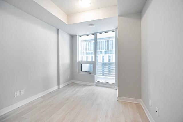 313 - 2221 Yonge St, Condo with 1 bedrooms, 2 bathrooms and 0 parking in Toronto ON | Image 4