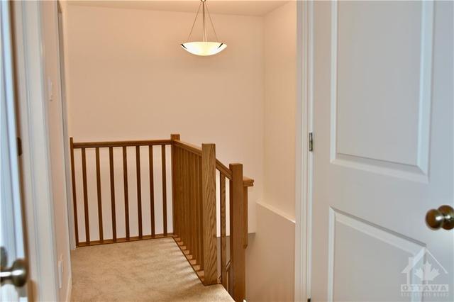 613 Cordelette Circle, Townhouse with 3 bedrooms, 3 bathrooms and 2 parking in Ottawa ON | Image 11