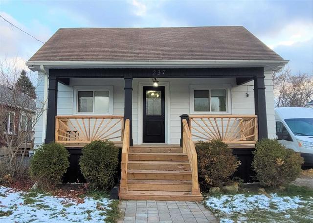 237 Beatty Ave, House detached with 3 bedrooms, 2 bathrooms and 7 parking in Oshawa ON | Card Image