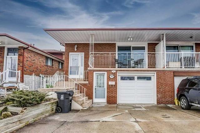 196 Cabana Dr, House semidetached with 3 bedrooms, 2 bathrooms and 3 parking in Toronto ON | Image 1