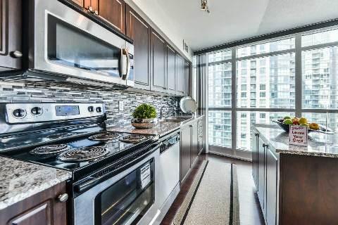 1810 - 215 Fort York Blvd, Condo with 2 bedrooms, 2 bathrooms and 1 parking in Toronto ON | Image 7