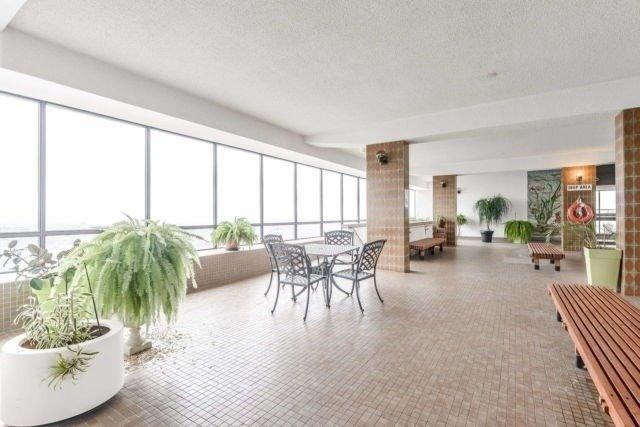 1414 - 1333 Bloor St, Condo with 2 bedrooms, 2 bathrooms and 1 parking in Mississauga ON | Image 17