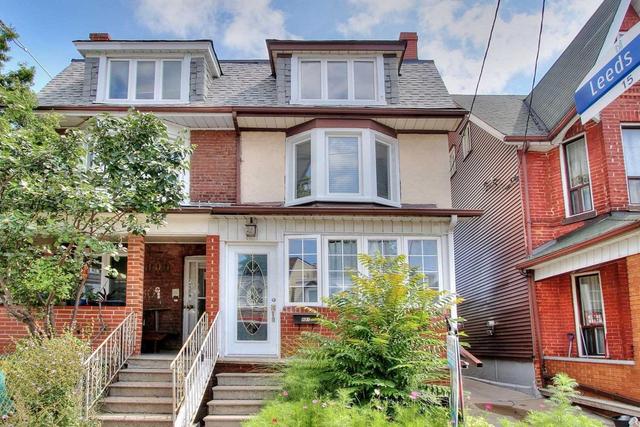 807 Ossington Ave, House semidetached with 5 bedrooms, 4 bathrooms and 1 parking in Toronto ON | Image 1