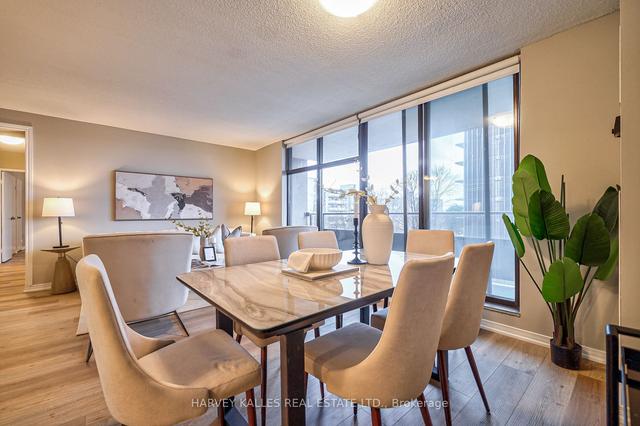 402 - 135 Marlee Ave, Condo with 2 bedrooms, 2 bathrooms and 1 parking in Toronto ON | Image 5