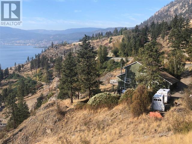3040 Seclusion Bay Road, House detached with 3 bedrooms, 2 bathrooms and 5 parking in West Kelowna BC | Image 43