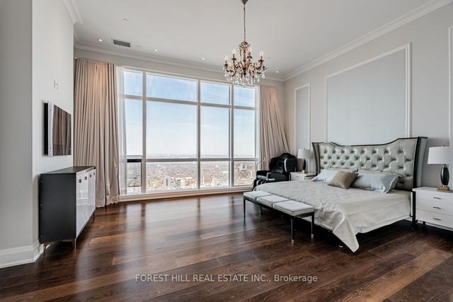 7910 - 388 Yonge St, Condo with 2 bedrooms, 3 bathrooms and 2 parking in Toronto ON | Image 10