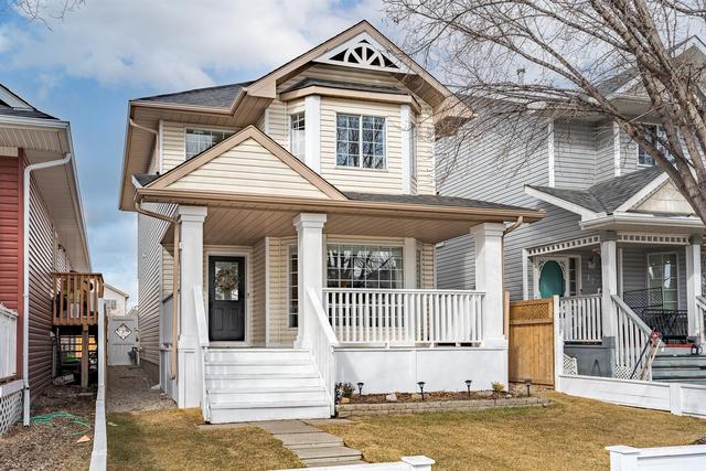 38 Martinridge Crescent Ne, House detached with 3 bedrooms, 2 bathrooms and 2 parking in Calgary AB | Image 2