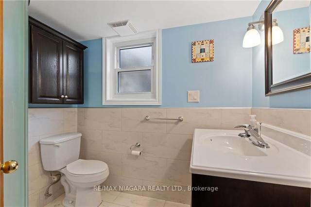 7083 Harriman St, House detached with 3 bedrooms, 2 bathrooms and 5 parking in Niagara Falls ON | Image 11