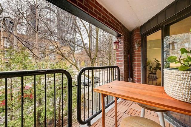 8 - 17 Pembroke St, Townhouse with 2 bedrooms, 1 bathrooms and 1 parking in Toronto ON | Image 13