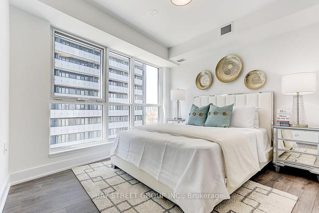1022 - 585 Bloor St E, Condo with 2 bedrooms, 2 bathrooms and 1 parking in Toronto ON | Image 10