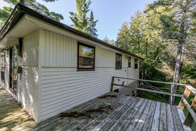 832 River Rd E, House detached with 3 bedrooms, 1 bathrooms and 2 parking in Wasaga Beach ON | Image 27