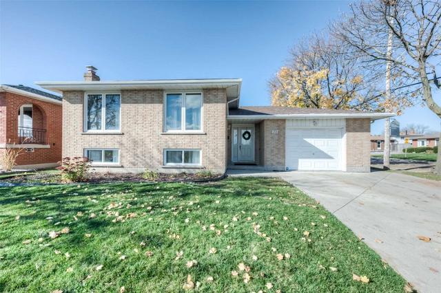 80 Quaker Cres, House detached with 4 bedrooms, 2 bathrooms and 5 parking in Hamilton ON | Image 1
