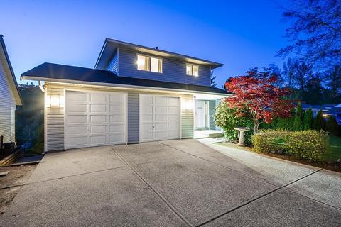 35823 Eaglecrest Drive, House detached with 5 bedrooms, 4 bathrooms and 6 parking in Abbotsford BC | Card Image