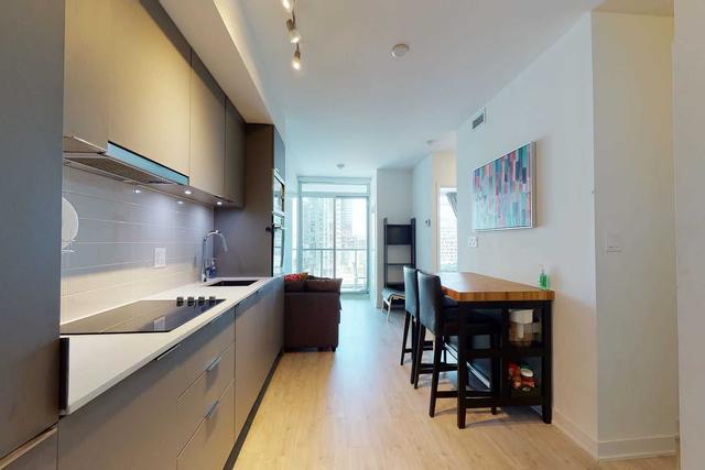 608e - 576 Front St W, Condo with 1 bedrooms, 1 bathrooms and 0 parking in Toronto ON | Image 11