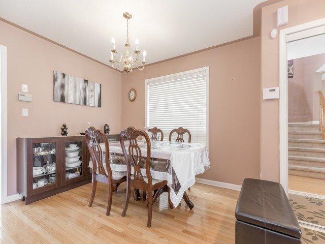 20 Springhurst Ave, House detached with 3 bedrooms, 3 bathrooms and 3 parking in Brampton ON | Image 7