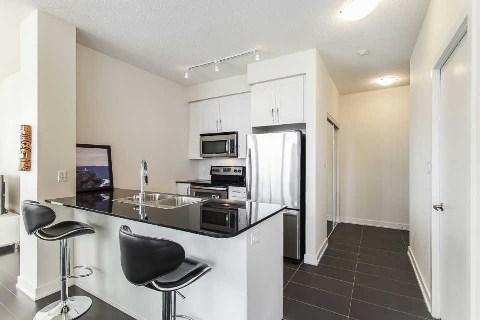 2402 - 4065 Brickstone Mews, Condo with 2 bedrooms, 2 bathrooms and 1 parking in Mississauga ON | Image 2