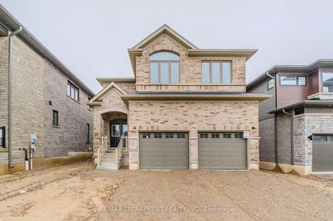 196 Longboat Run W, House detached with 4 bedrooms, 4 bathrooms and 4 parking in Brantford ON | Card Image
