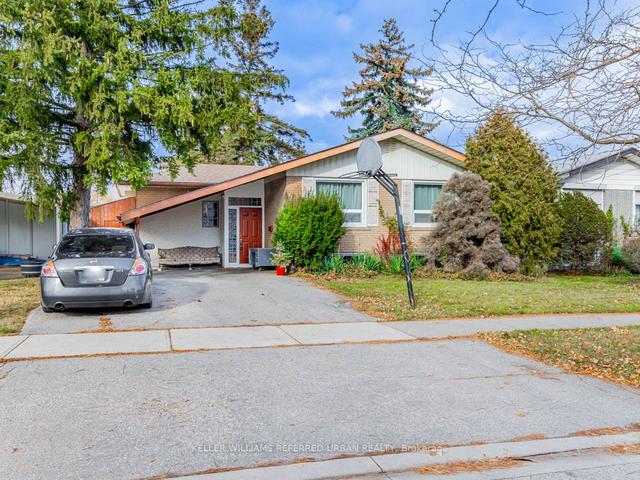 84 Hadrian Dr, House detached with 2 bedrooms, 2 bathrooms and 5 parking in Toronto ON | Image 12