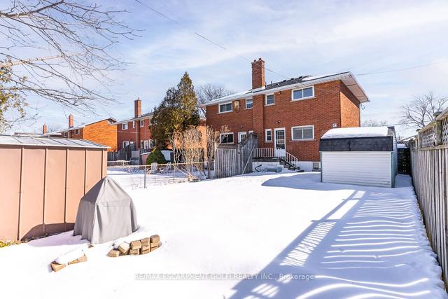 496 Upper Kenilworth Ave, House semidetached with 3 bedrooms, 2 bathrooms and 3 parking in Hamilton ON | Image 8