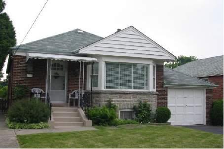 79 Dunblaine Ave, House detached with 2 bedrooms, 1 bathrooms and 2 parking in Toronto ON | Image 1