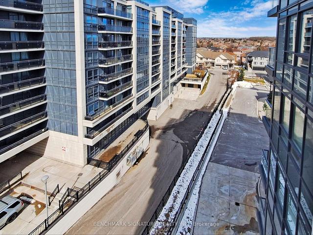812 - 396 Highway 7 E, Condo with 1 bedrooms, 1 bathrooms and 1 parking in Richmond Hill ON | Image 18