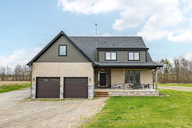 913 Smithville Rd, House detached with 4 bedrooms, 3 bathrooms and 32 parking in West Lincoln ON | Image 1