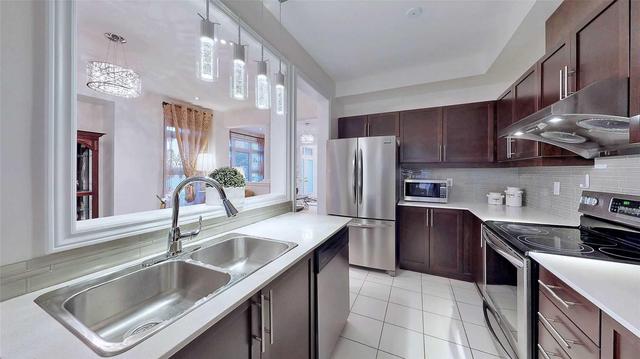 34 Rougeview Park Cres, House attached with 4 bedrooms, 3 bathrooms and 2 parking in Markham ON | Image 9