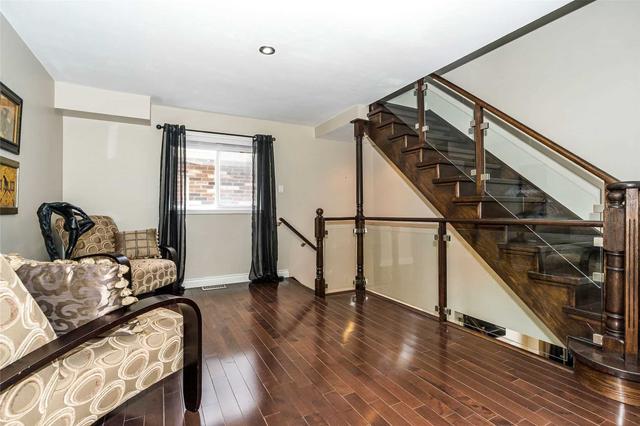 23 Ainsbury Ave, House detached with 5 bedrooms, 5 bathrooms and 4 parking in Ajax ON | Image 16