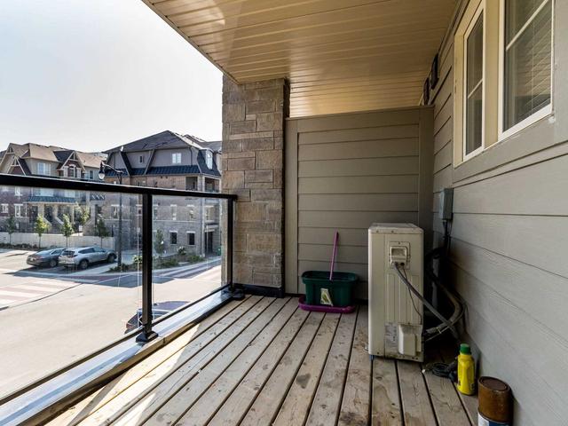 09 - 200 Veterans Dr, House attached with 3 bedrooms, 2 bathrooms and 2 parking in Brampton ON | Image 5
