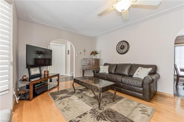 335 Homewood Avenue, House detached with 4 bedrooms, 2 bathrooms and 4 parking in Wellington North ON | Image 6