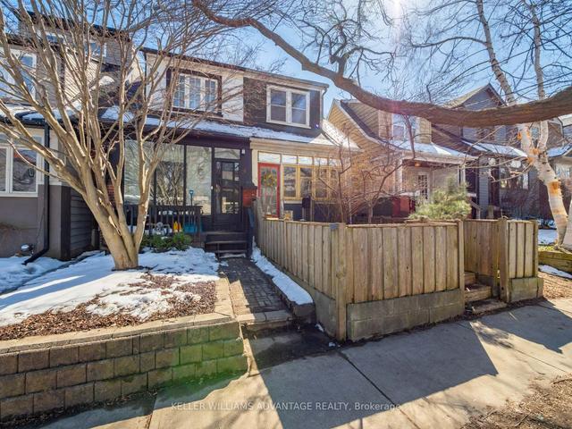 25 Copeland Ave, House semidetached with 2 bedrooms, 1 bathrooms and 0 parking in Toronto ON | Image 1
