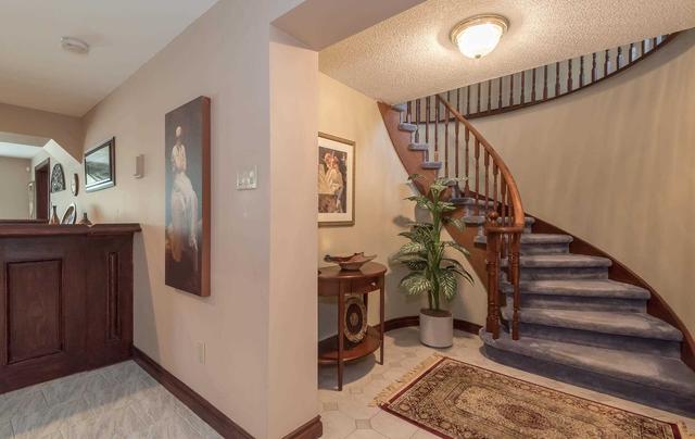 12 Mcarthur Hts, House detached with 4 bedrooms, 5 bathrooms and 6 parking in Brampton ON | Image 14